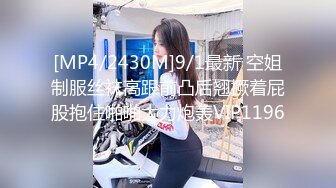 内衣店监控拍摄到妈妈带女儿来定做胸罩