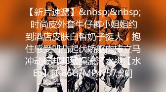 【新片速遞】&nbsp;&nbsp;熟女人妻吃鸡啪啪 有点害羞 在家被大鸡吧无套猛怼 奶子哗哗 内射一丢丢 [395MB/MP4/09:00]