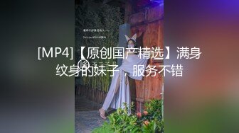 童颜巨乳两个萝莉妹子KTV唱歌厕所露奶，双女互舔奶子轮流口交舔弄