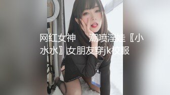 大神潜入单位女厕偷拍正在玩手机的熟女大姐