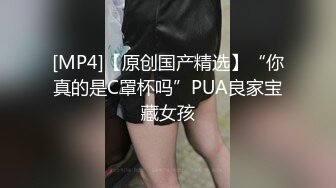 漂亮妹子下海当人体模特供摄影师特写拍摄还把私处掰开